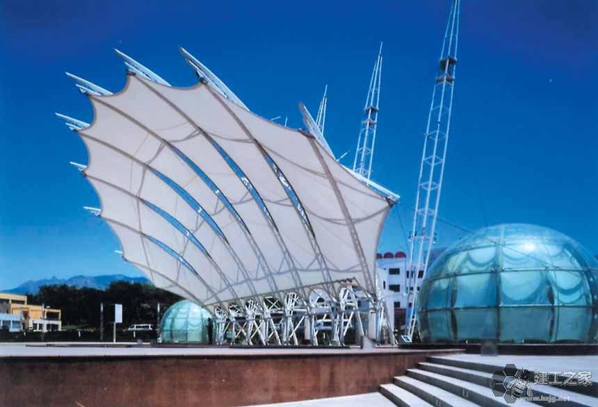 石首车棚膜结构网架