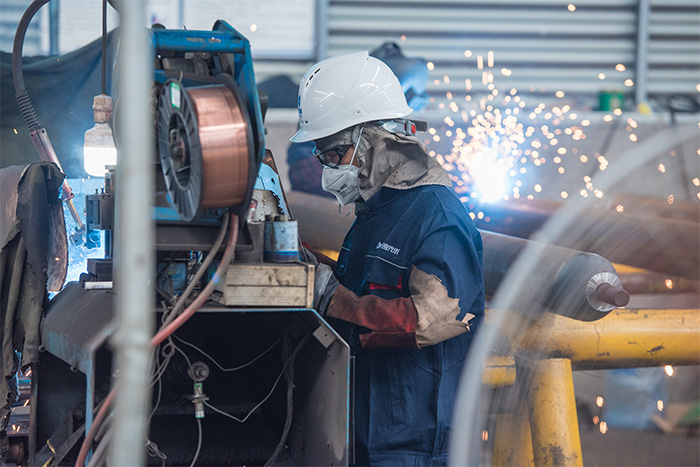 石首网架焊接车间