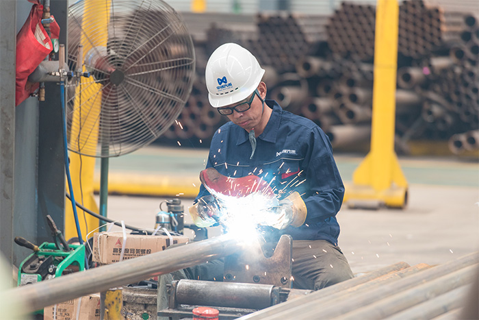 石首网架焊接车间